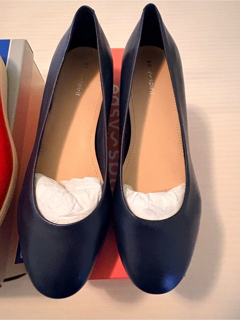 Easy Spirit Navy Leather Ballet Flats